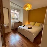 Alfama Nr 1